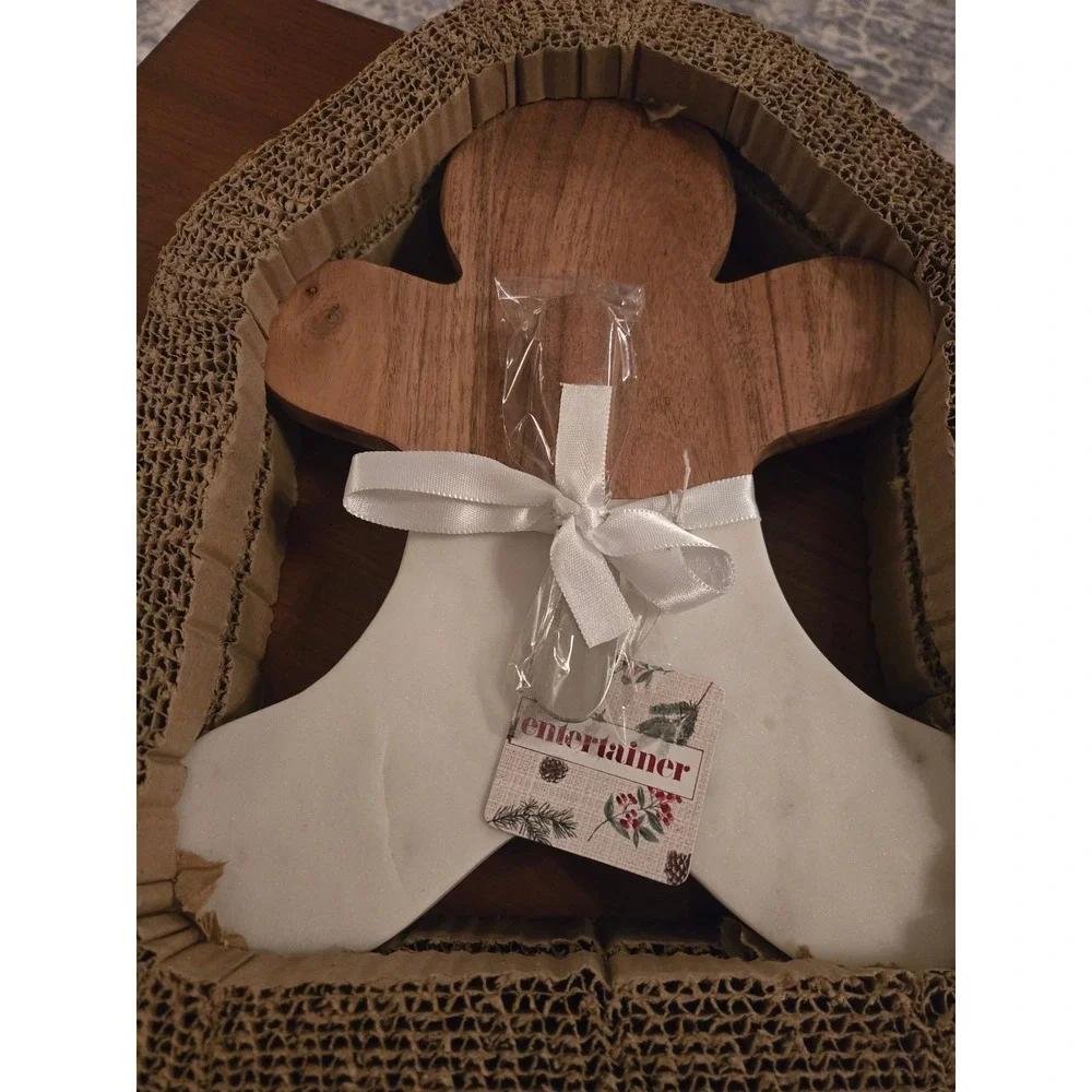 Entertainer gingerbread man